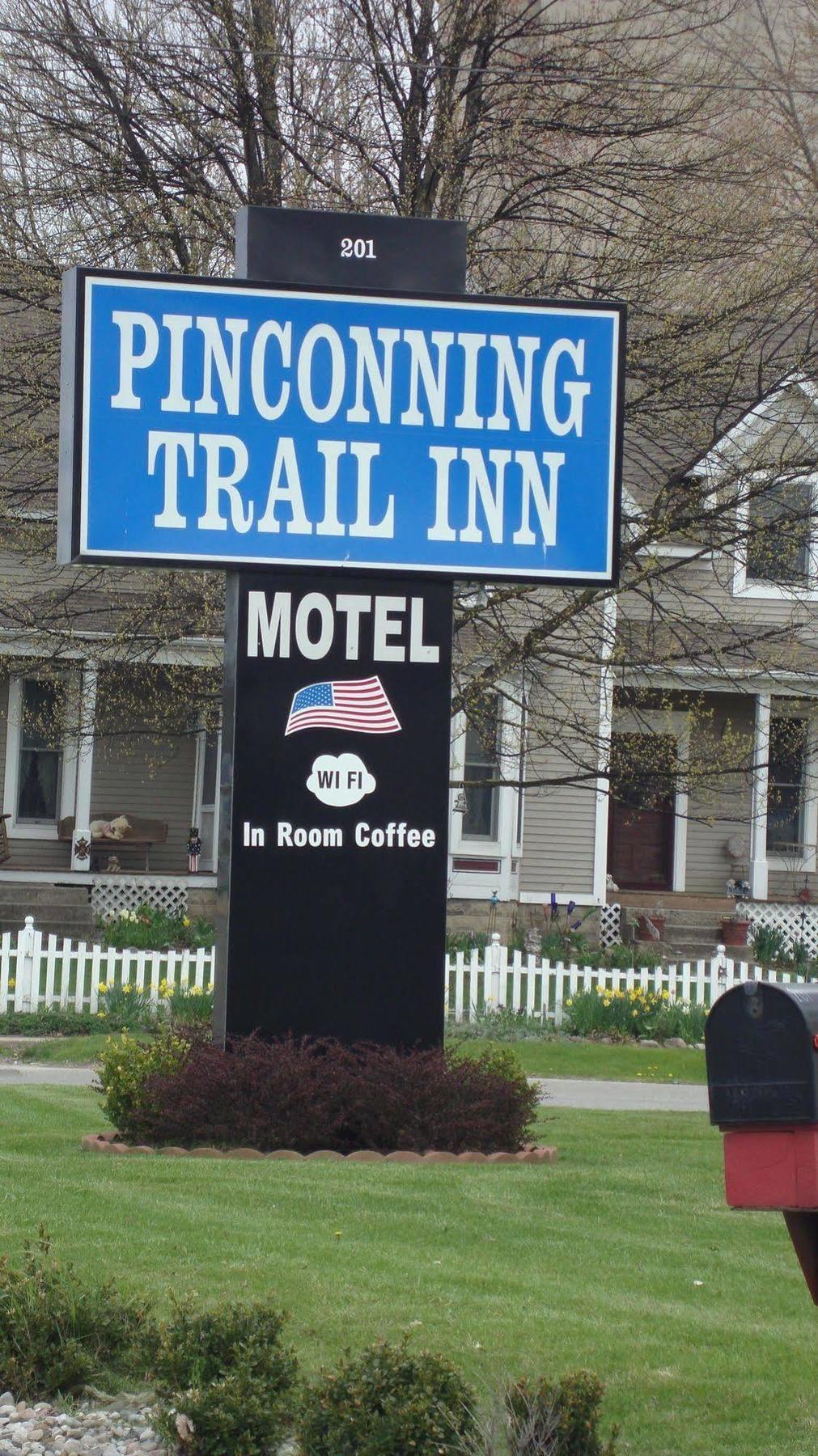 Pinconning Trail Inn Motel المظهر الخارجي الصورة
