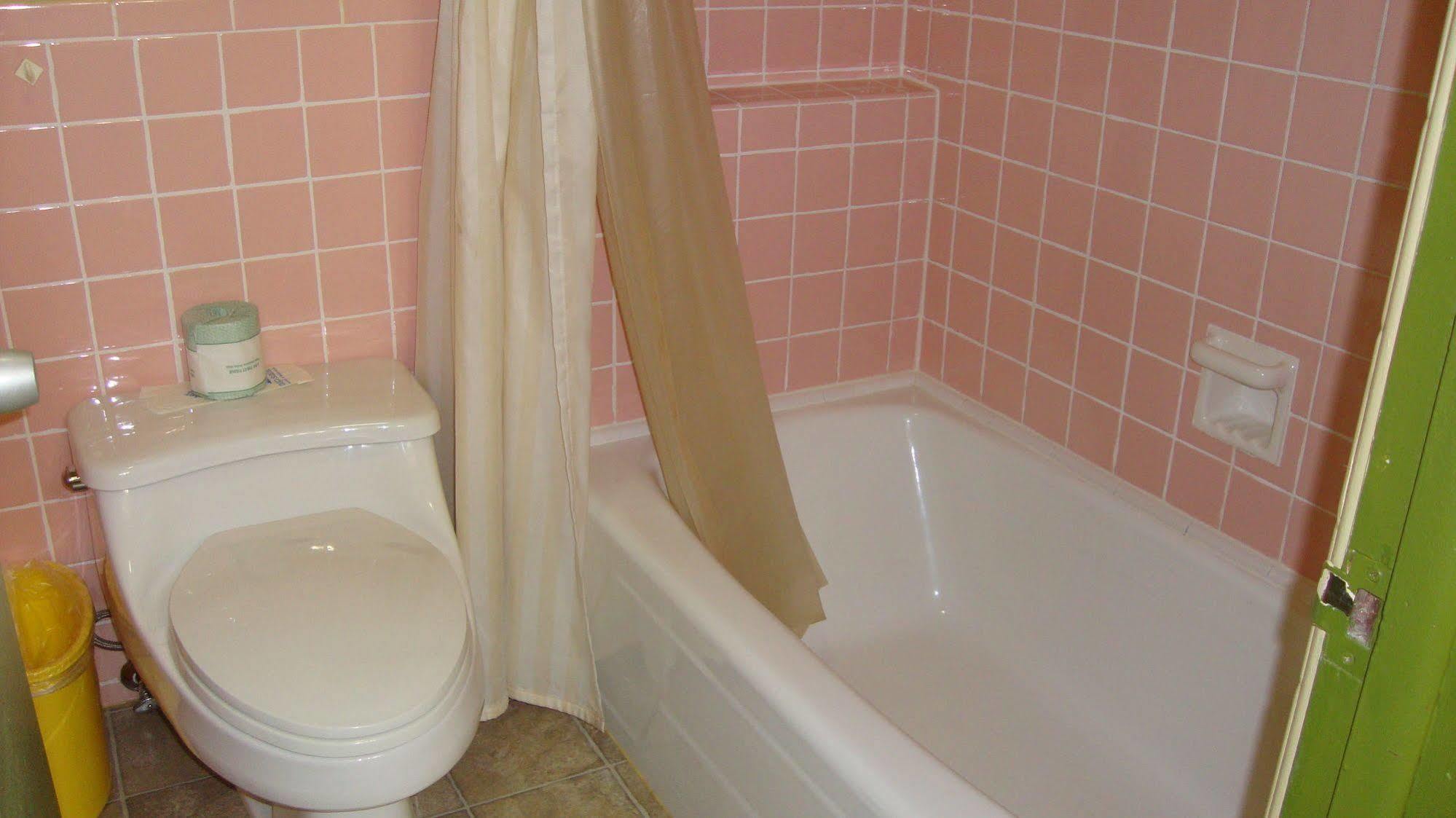 Pinconning Trail Inn Motel المظهر الخارجي الصورة