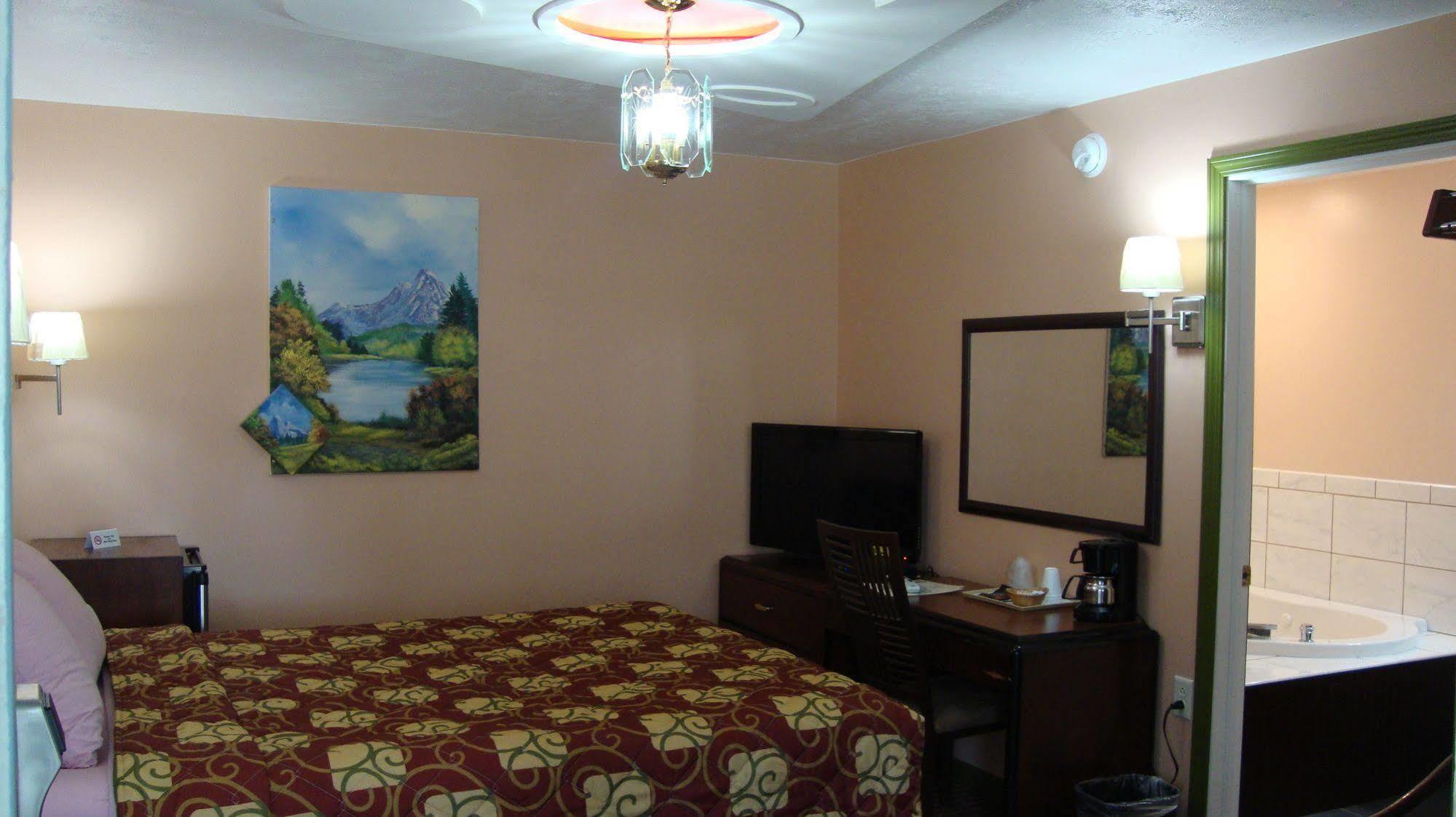 Pinconning Trail Inn Motel المظهر الخارجي الصورة