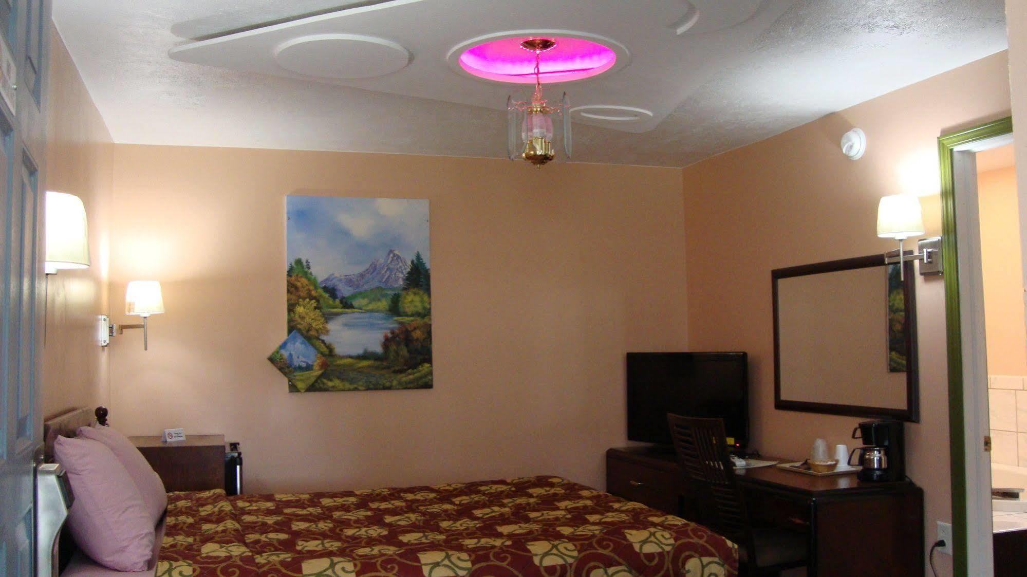 Pinconning Trail Inn Motel المظهر الخارجي الصورة