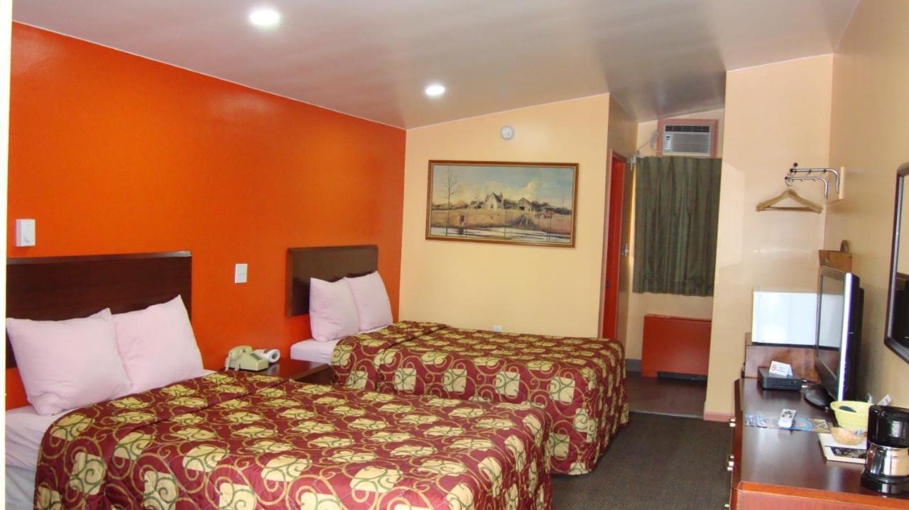 Pinconning Trail Inn Motel المظهر الخارجي الصورة